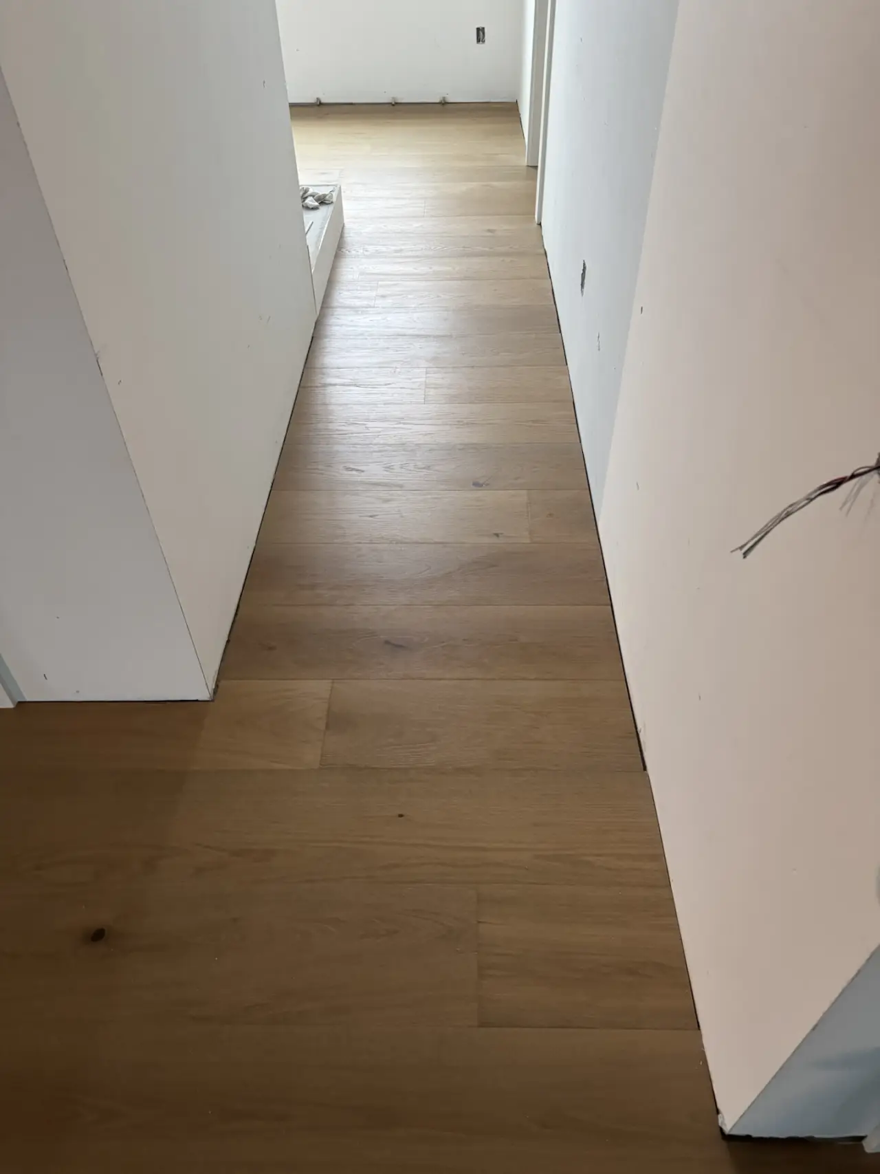 Sarasota Residence · Wide-plank oak, natural tone